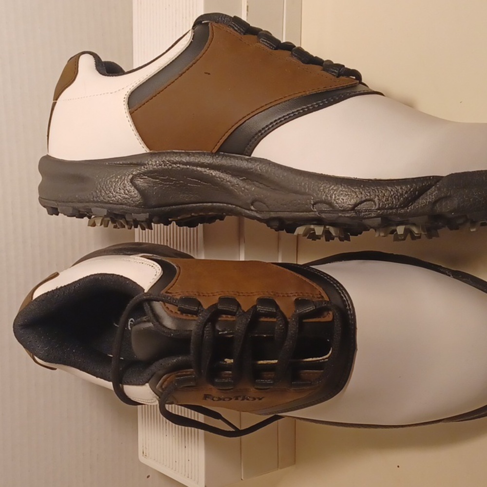Size 10 men’s Shoes by FOOTJOY SPORT - Picture 3 of 5